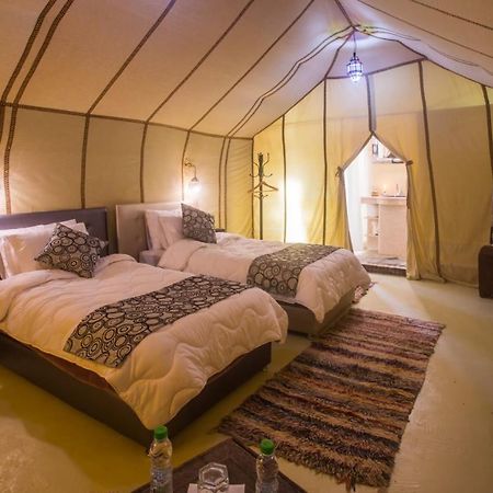 Oasis Luxury Camp Hotel Мерцуга Екстериор снимка