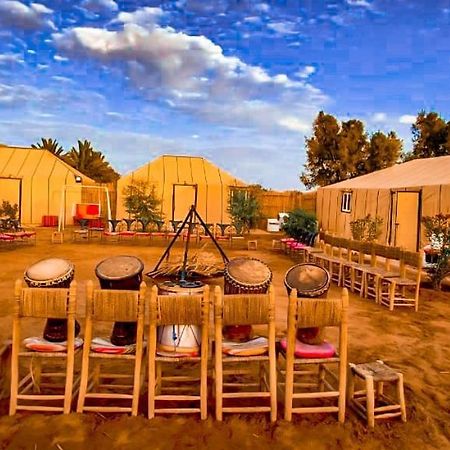 Oasis Luxury Camp Hotel Мерцуга Екстериор снимка