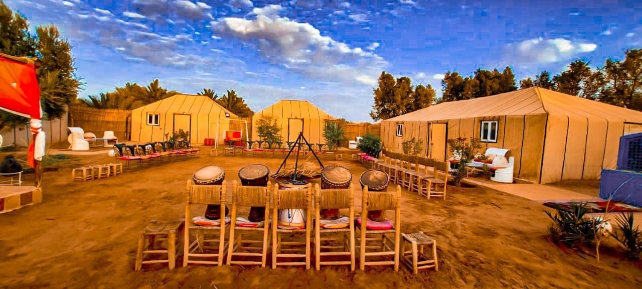Oasis Luxury Camp Hotel Мерцуга Екстериор снимка