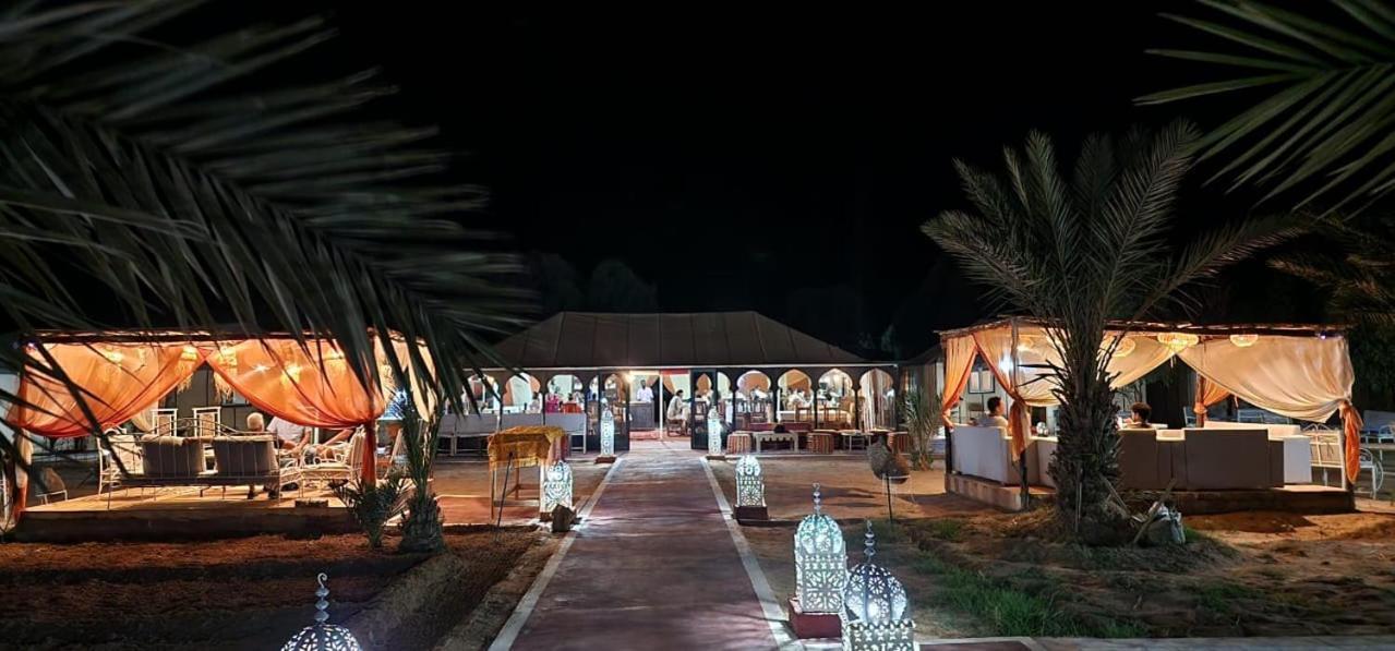 Oasis Luxury Camp Hotel Мерцуга Екстериор снимка